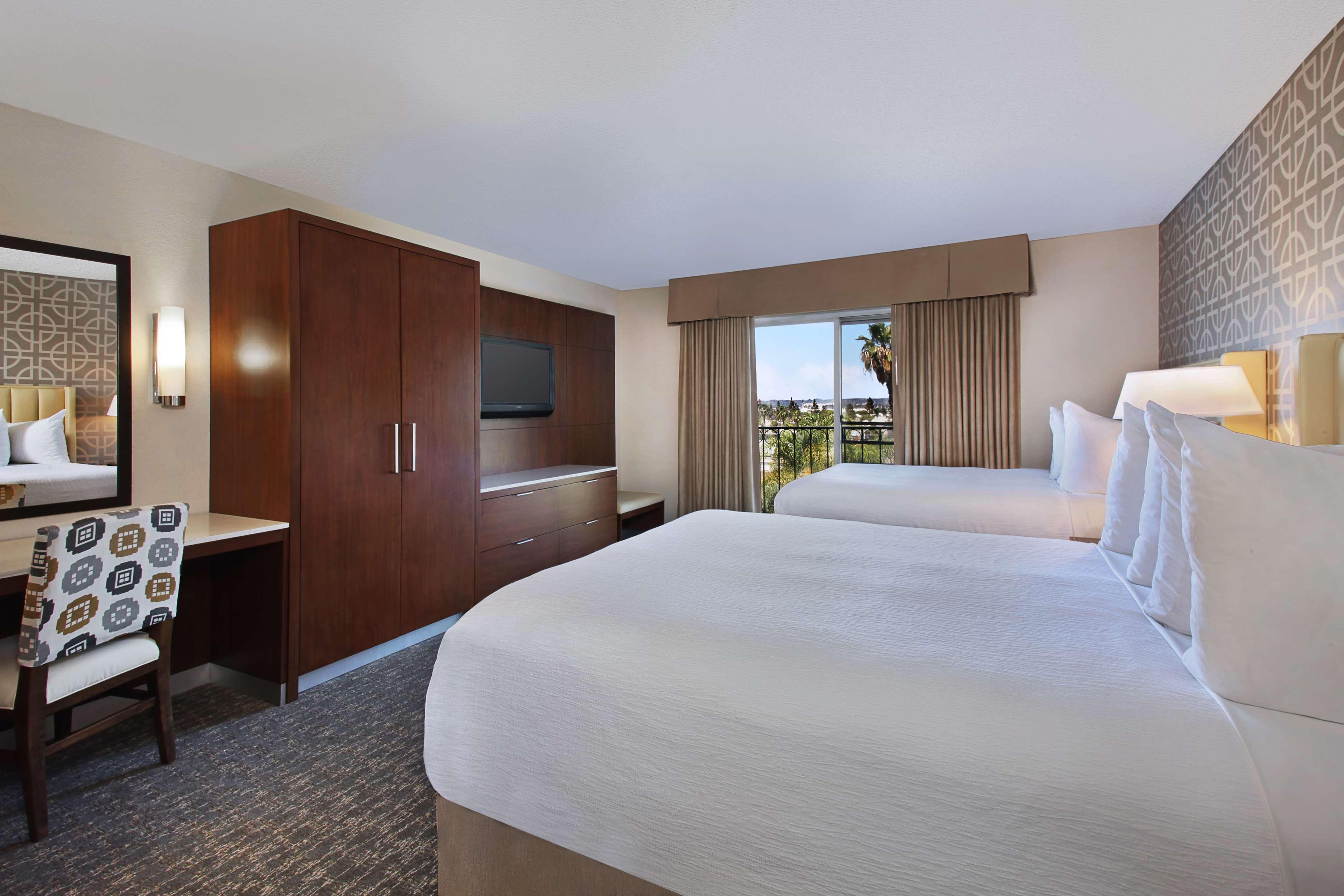 Embassy Suites By Hilton Anaheim North Екстер'єр фото