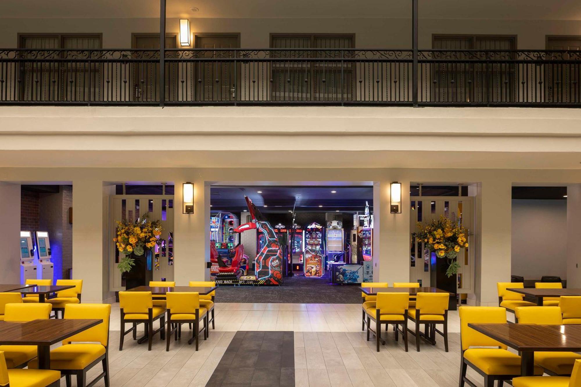 Embassy Suites By Hilton Anaheim North Екстер'єр фото